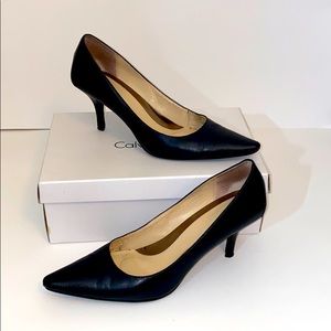 Calvin Klein Pumps!
